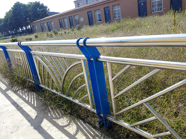 @道路、橋梁護(hù)欄合作案例 (5) 副本2.jpg